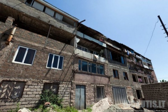 Armėniškos savarankiškos statybos be leidimų