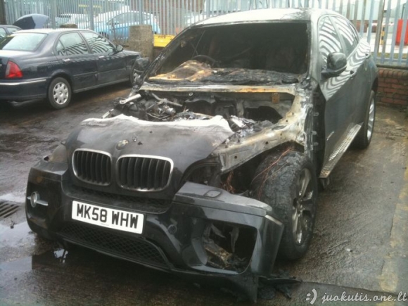 Sudie, BMW X6