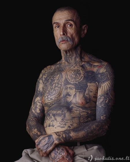 Senukai, jaunystėje mėgę tatuiruotes