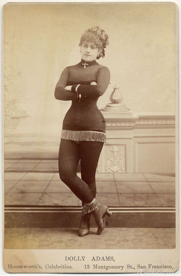19 amžiaus šokėjos