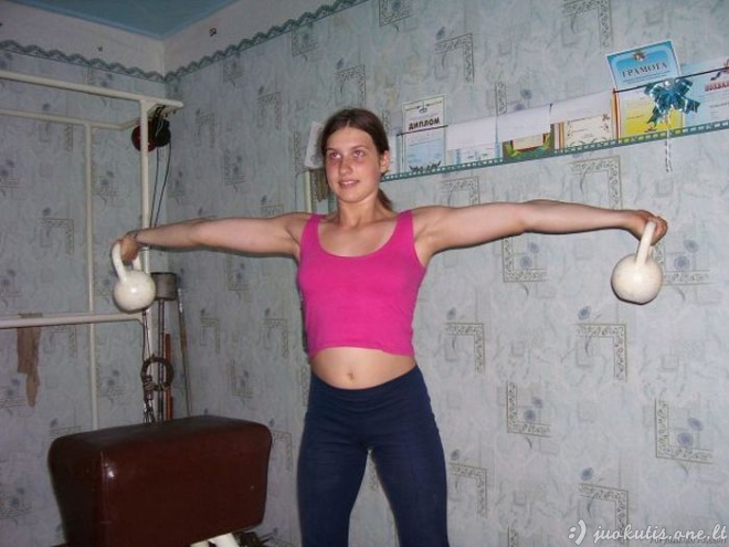 Stipriausia mergaitė pasaulyje Varia Akulova