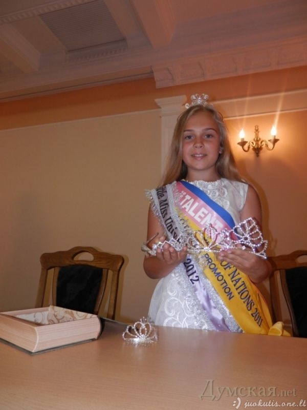 12-metė modelė iš Ukrainos