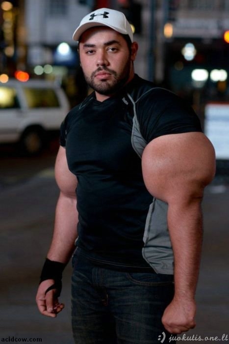 Didžiausi bicepsai pasaulyje