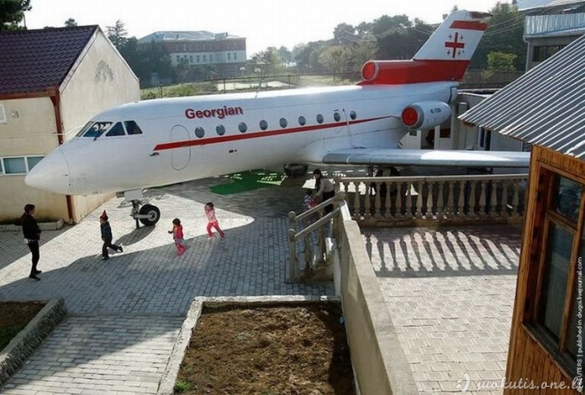 Vaikų darželis lėktuve