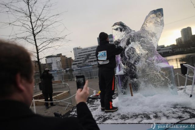 Kaip kuriamos ledo skulptūros