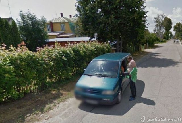 Google street view perliukai