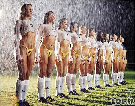 Merginų futbolo komandos