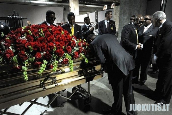 Maiklo Džeksono laidotuvės