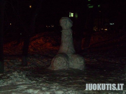 Sniego skulptūra