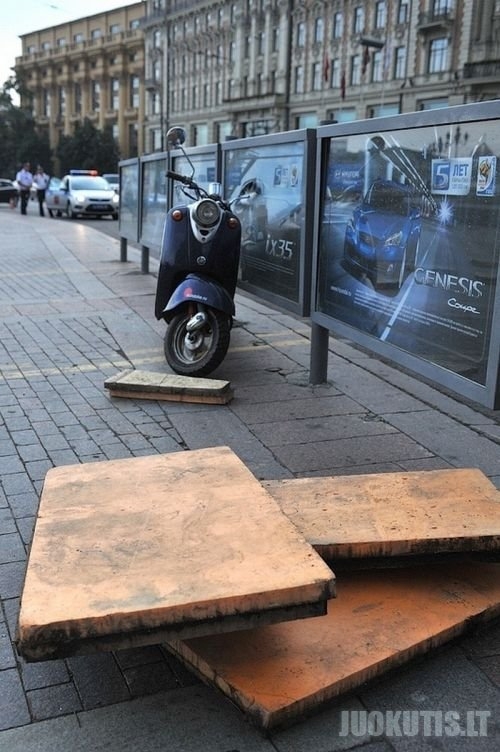 Uraganas Raudonoje aikštėje