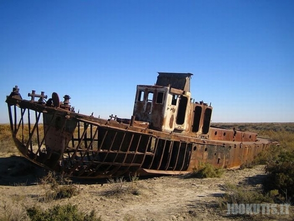 Nykstanti Aralo jūra