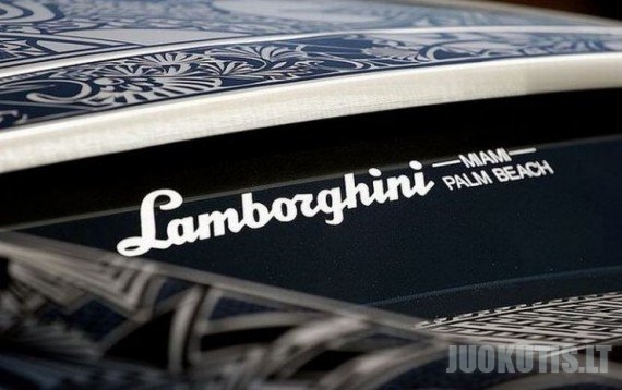 Įdomiai nudažytas Lamborghini (15 nuotraukų)