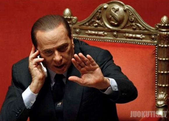 Silvio Berlusconi gestai