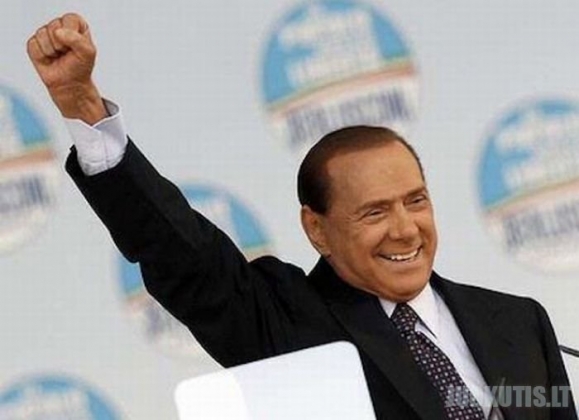 Silvio Berlusconi gestai