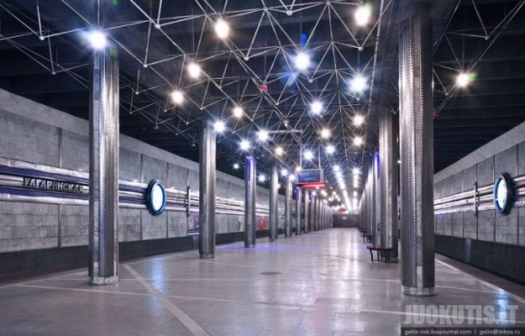 Novosibirsko metro lyg kosminė stotis