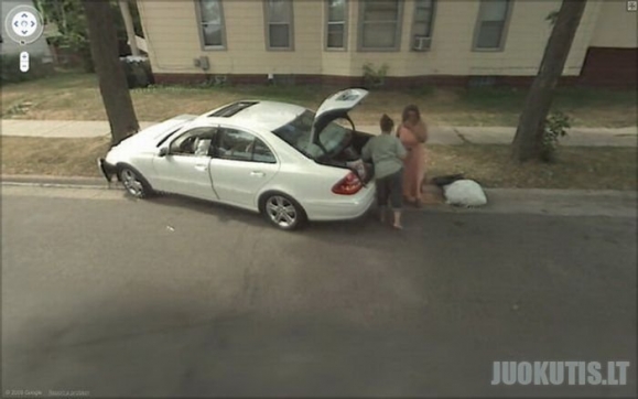Avarijų nuotraukos iš Google Street View kamerų