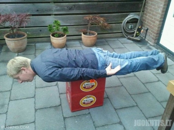 Naujoji manija - plankingas (gulėjimas)