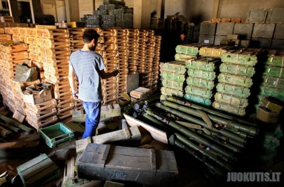 Libijos sukilėlių savadarbiai ginklai