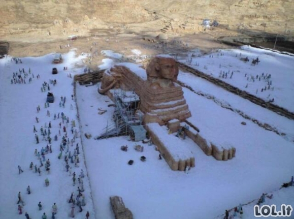 Pirmas sniegas Egipte