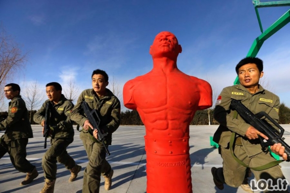 Kaip Kinijoje ruošiami sargybiniai