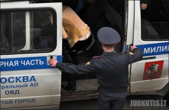 Sudėtinga policininkų tarnyba