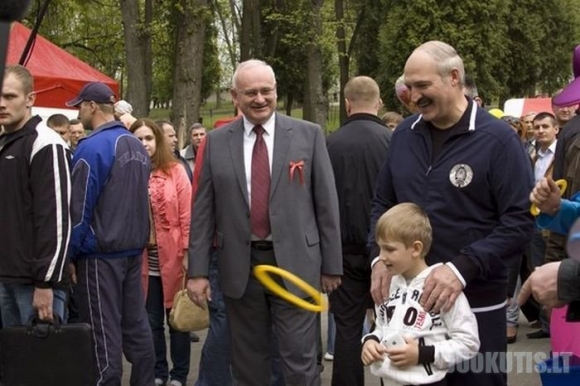 Aleksandro Lukašenkos sūnaus vaikystė