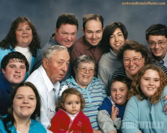Juokingos ir keistos šeimos nuotraukos