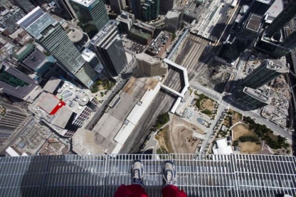 EdgeWalk