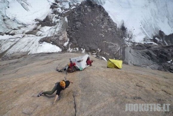 Kaip miega alpinistai, šokiruojančios foto
