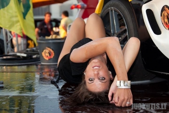 Seksualus automobilių valymo čempionatas Belgijoje
