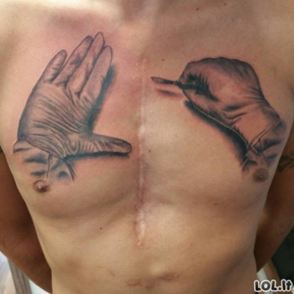 Kaip bjaurius randus pataisyti tatuiruotėmis
