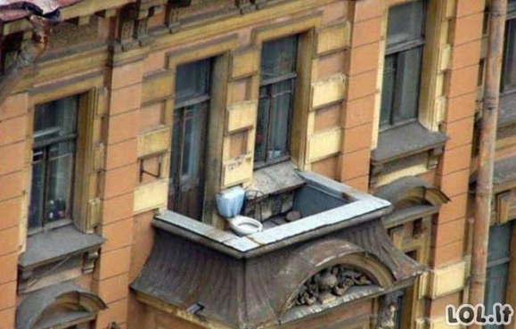 Keisti Rusijos balkonai