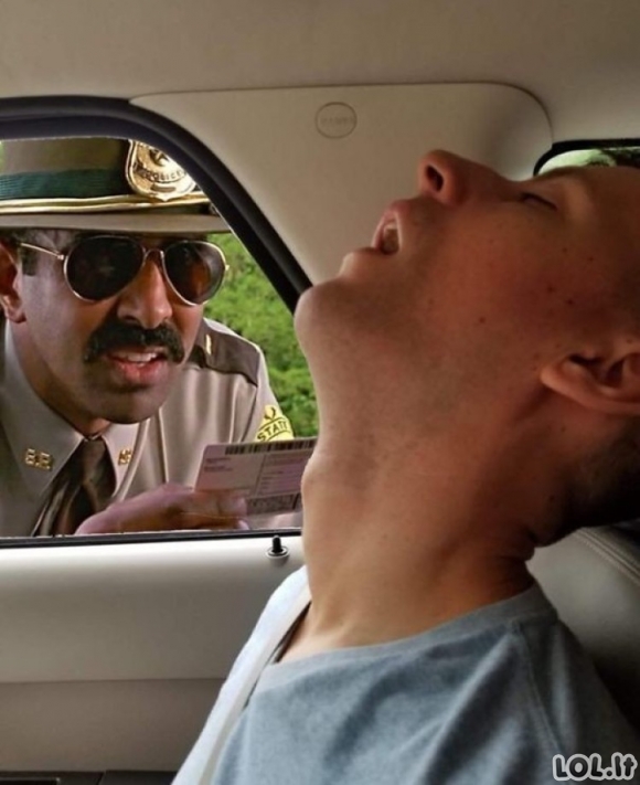 Miegantis vaikinas automobilyje tapo fotošopo iššūkiu