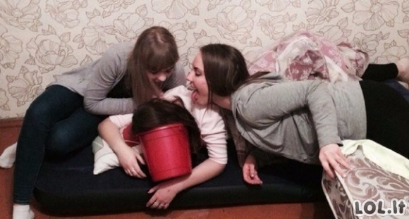Kaip vakarėlius švenčia rusai (21 nuotrauka)