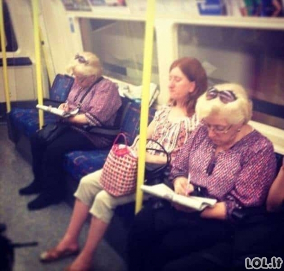 Copy-Paste galerija, kuri parodo, jog gyvename matricoje [GALERIJA]