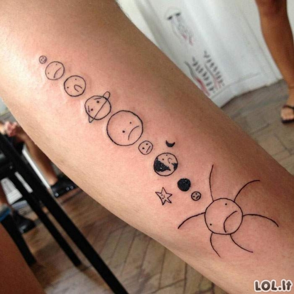 Visi renkasi šią tattoo meistrę dėl to, nes ji nemoka piešti [GALERIJA] 