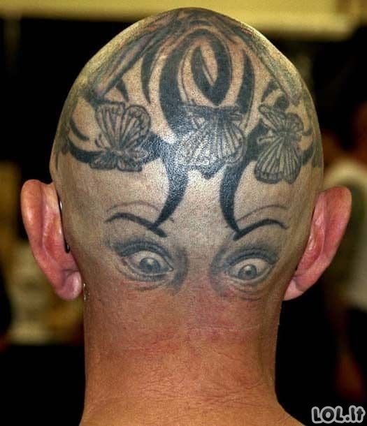 Pačios kvailiausios tatuiruotės, kurias pasidarė žmonės [GALERIJA]
