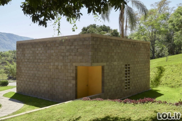 Labai kompaktiškas ir efektyvus 45 m² namas Brazilijoje