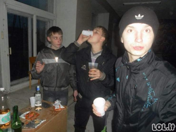 Gėdingiausios rusų nuotraukos iš socialinių tinklų [GALERIJA]