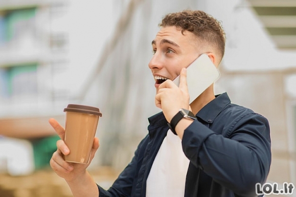 Ką išduoda tai, kaip jūs laikote telefoną? Šis įprotis atskleidžia asmenybę aiškiau nei testas