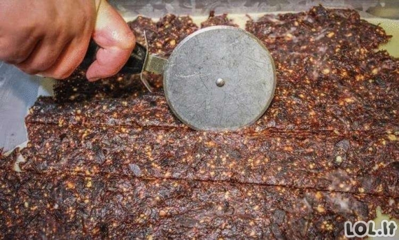 10 produktų, kuriuos galima laikyti beveik amžinai