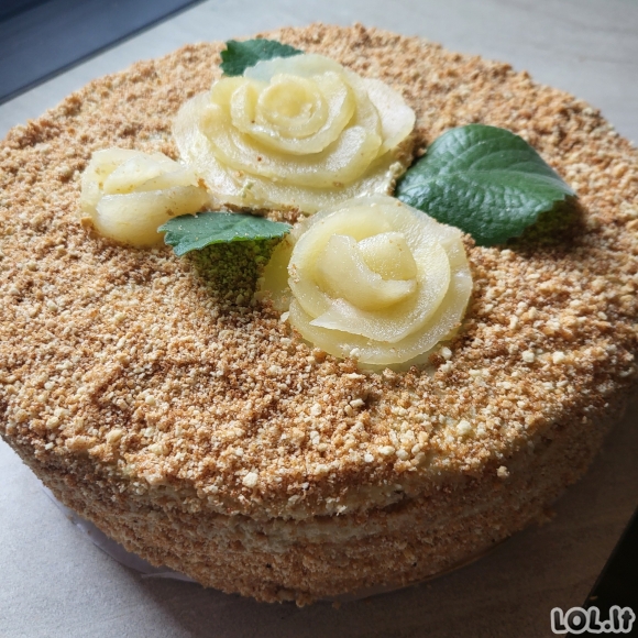 Tortas, kurio skonis – kaip meilė šeimai: švelnus, nuoširdus ir nepamirštamas
