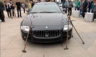 Savininkas tyčia sudaužo savo Maserati