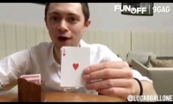 Kortų triukas - išsirinkite kortą ir jis ją atspės